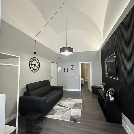 Delucahome