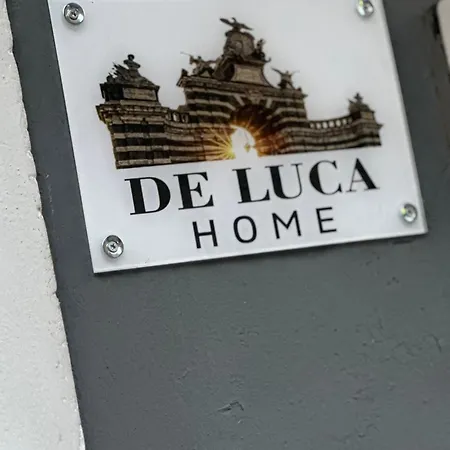 Delucahome Apartmán *