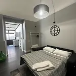 Delucahome *