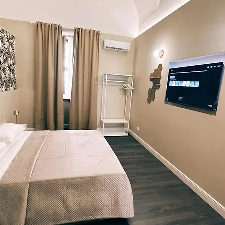 Delucahome Apartment *