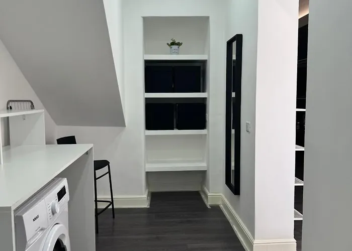 Delucahome Daire Katanya